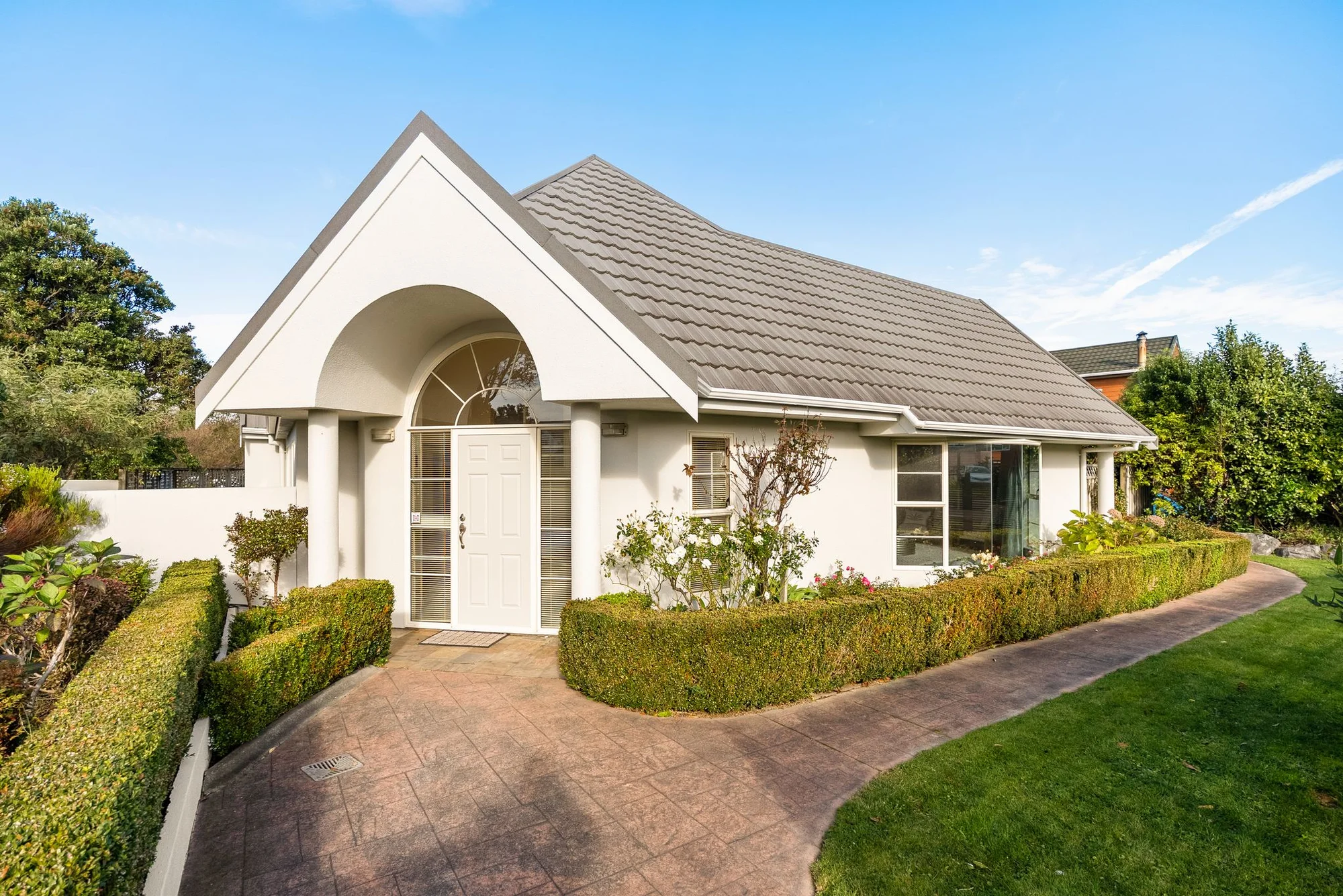 Whitby 4房  BIG HOME – BIG OPPORTUNITY