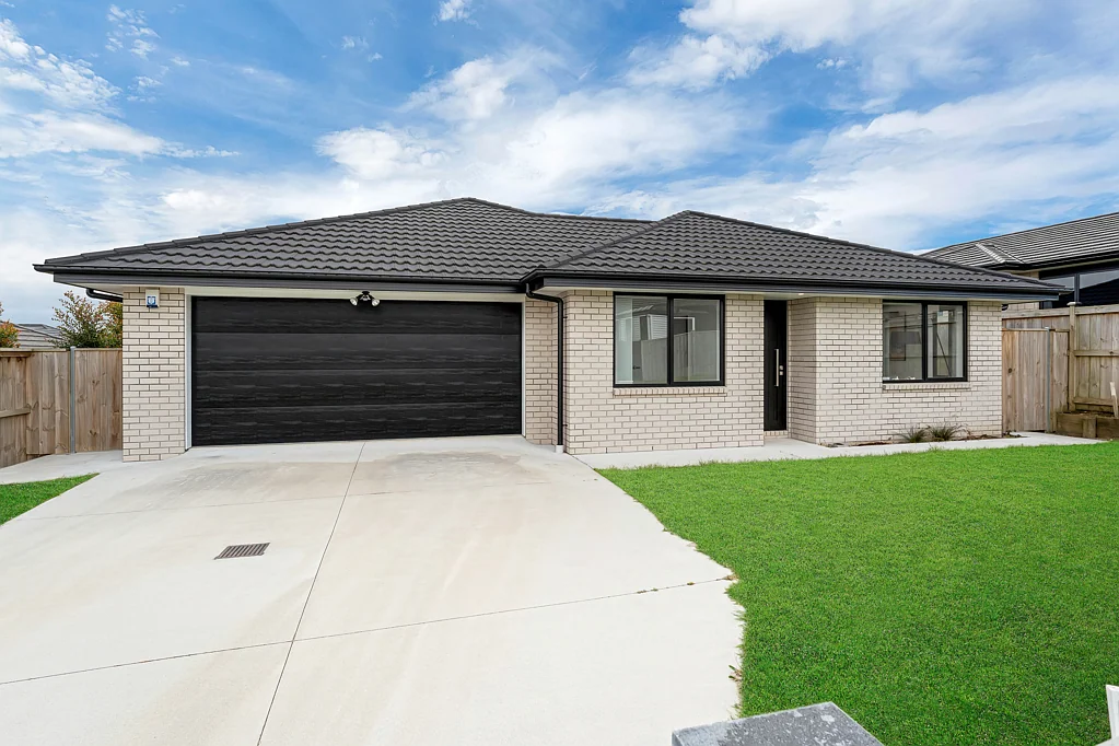 Pokeno 4Moenga Pokeno 4-Bed Brick Home