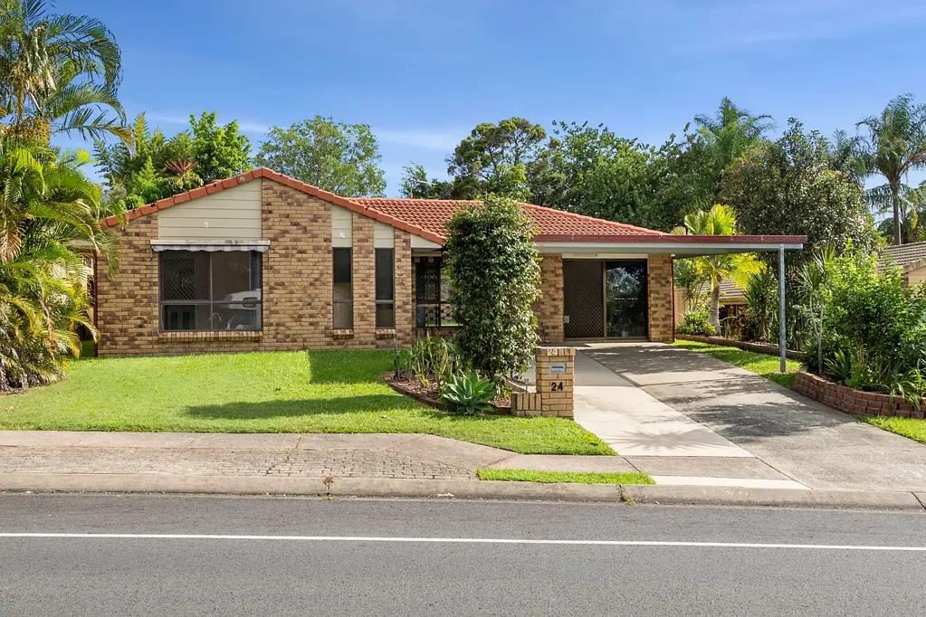 Oxenford 4침실 Charming Family Home on a large 802m² block in Prime Location
