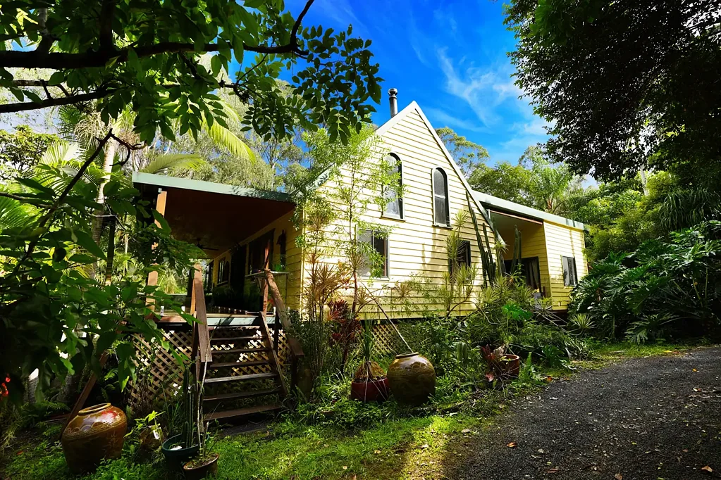 Nimbin 3Moenga Alternative Lifestyle Haven with Privacy and Self-Sufficiency