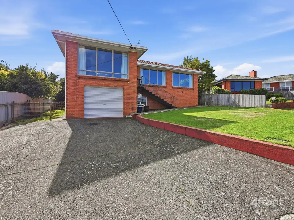Comfortable Family Home in a Quiet Cul-de-Sac