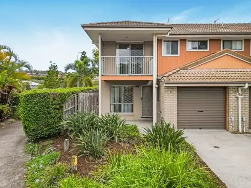 Pacific Pines 3ਬੈੱਡਰੂਮ Modern Townhouse in the Desirable Complex