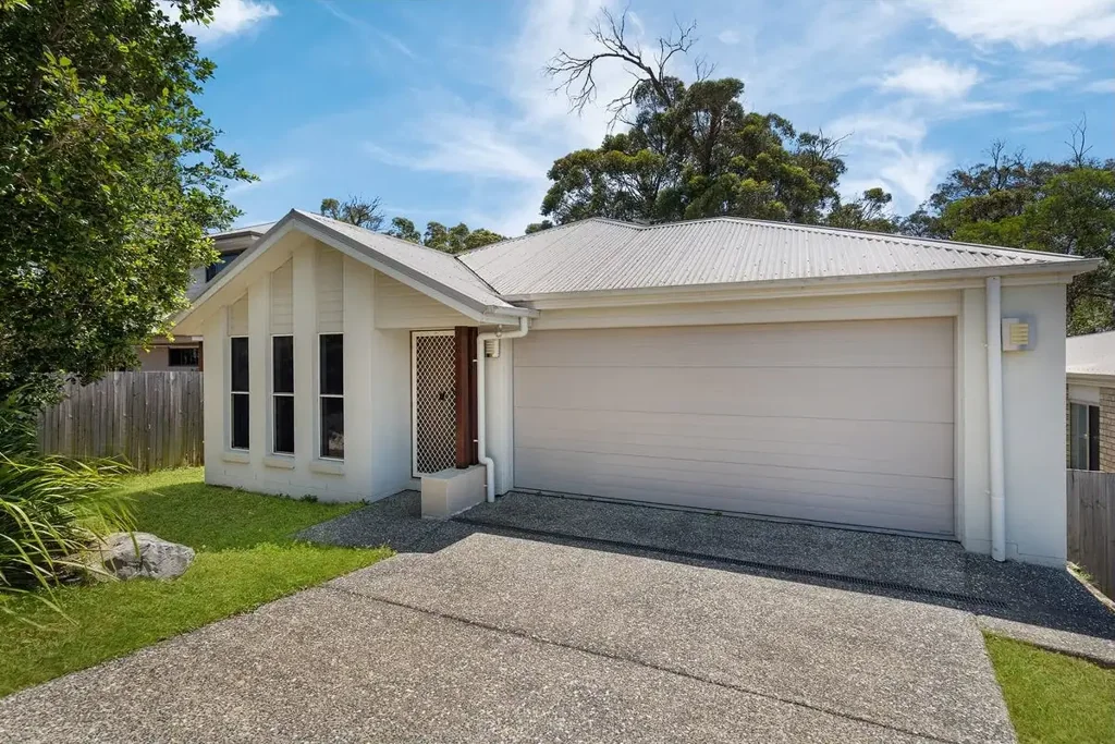 Modern Living in a Sought-After Coomera Location!