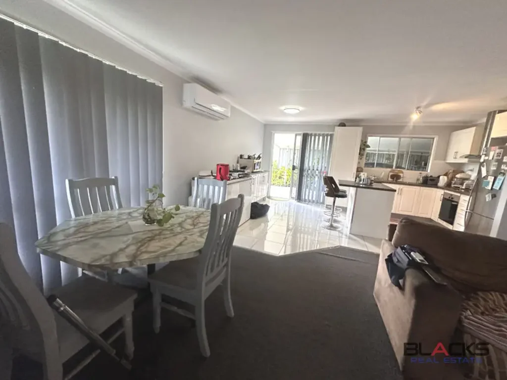 Dysart 4ห้องนอน READY TO MOVE IN CONTACT JOSEPHINE AVAILAVLE 7 DAYS