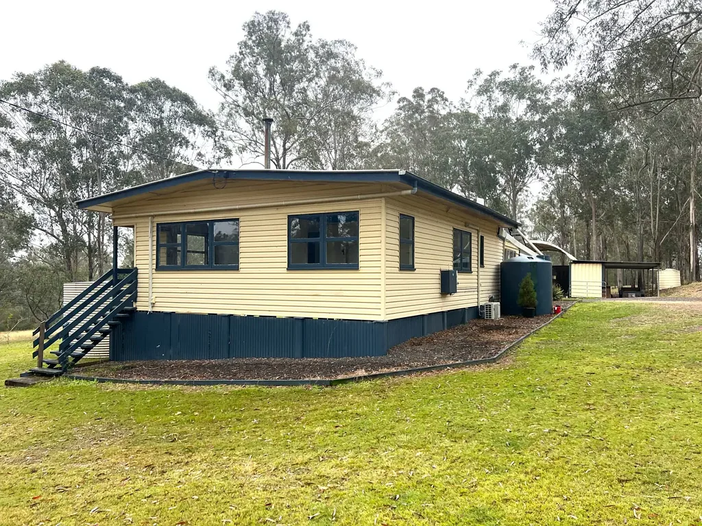 360 Brocklehurst Road, Wattle Camp, QLD 4615