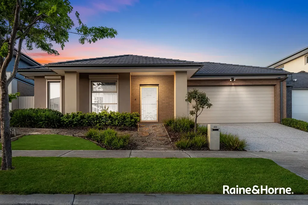 45 Dominion Drive, Burnside, VIC 3023