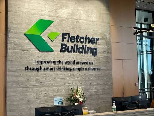 巨亏4.19亿后转赚2.28亿：Fletcher Building“瘦身”能扛住复苏前夜吗？