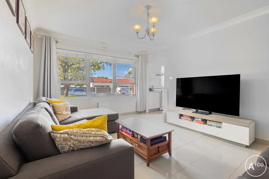 Sunlit Serenity in a Boutique Block – Spacious & Stylish Parkside Living