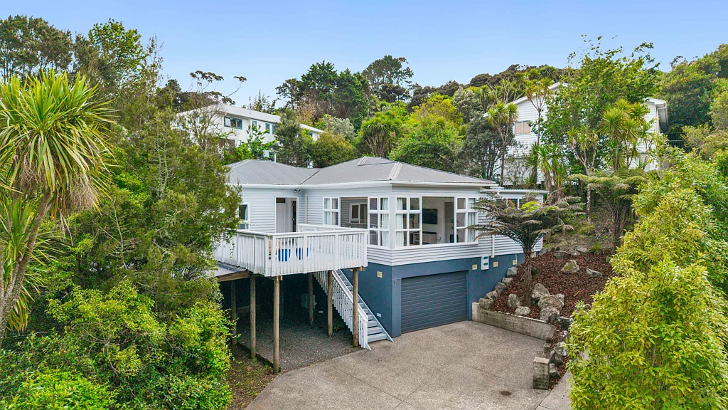 59A Rangeview Road, Sunnyvale, Waitakere City, Auckland