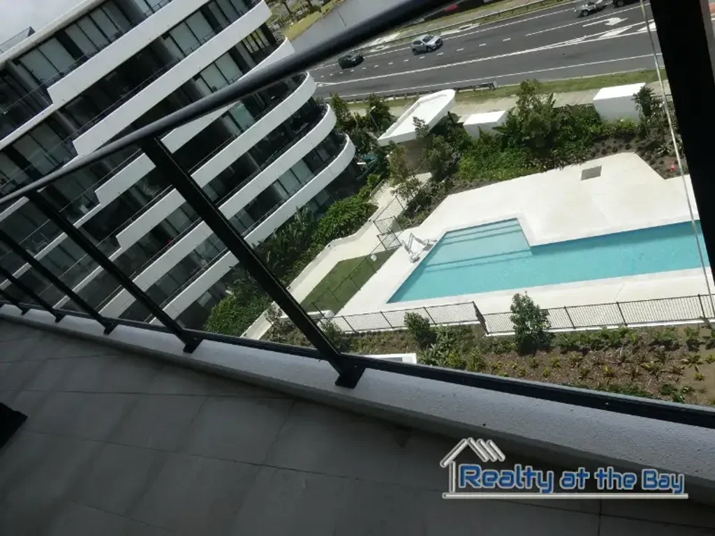 Hope Island 2Zimmer ‗‗‗ 6th Floor Opportunity ‗‗‗