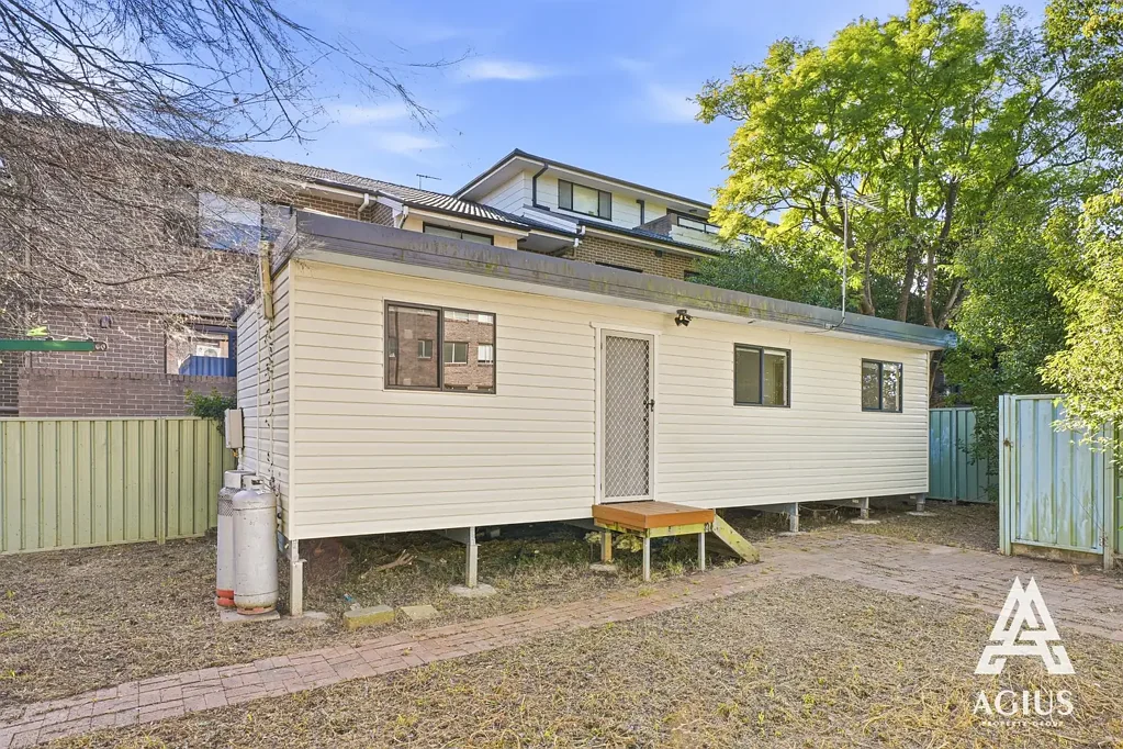 Modern & Low-Maintenance 2 Bedroom Granny Flat in a Convenient Location