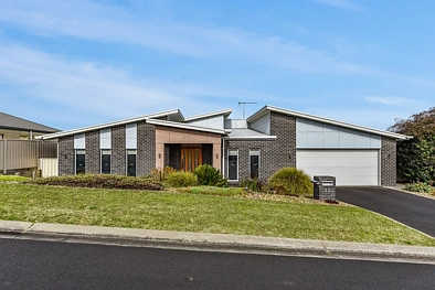 Mount Gambier 3房  THAT "AS NEW" FEELLING WITH THE BELLS AND WHISTLES