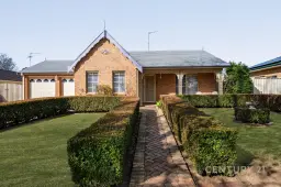 3 LACHLAN AVE, Harrington Park