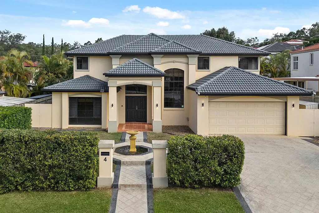 4 Harrow Close, Bridgeman Downs, QLD 4035
