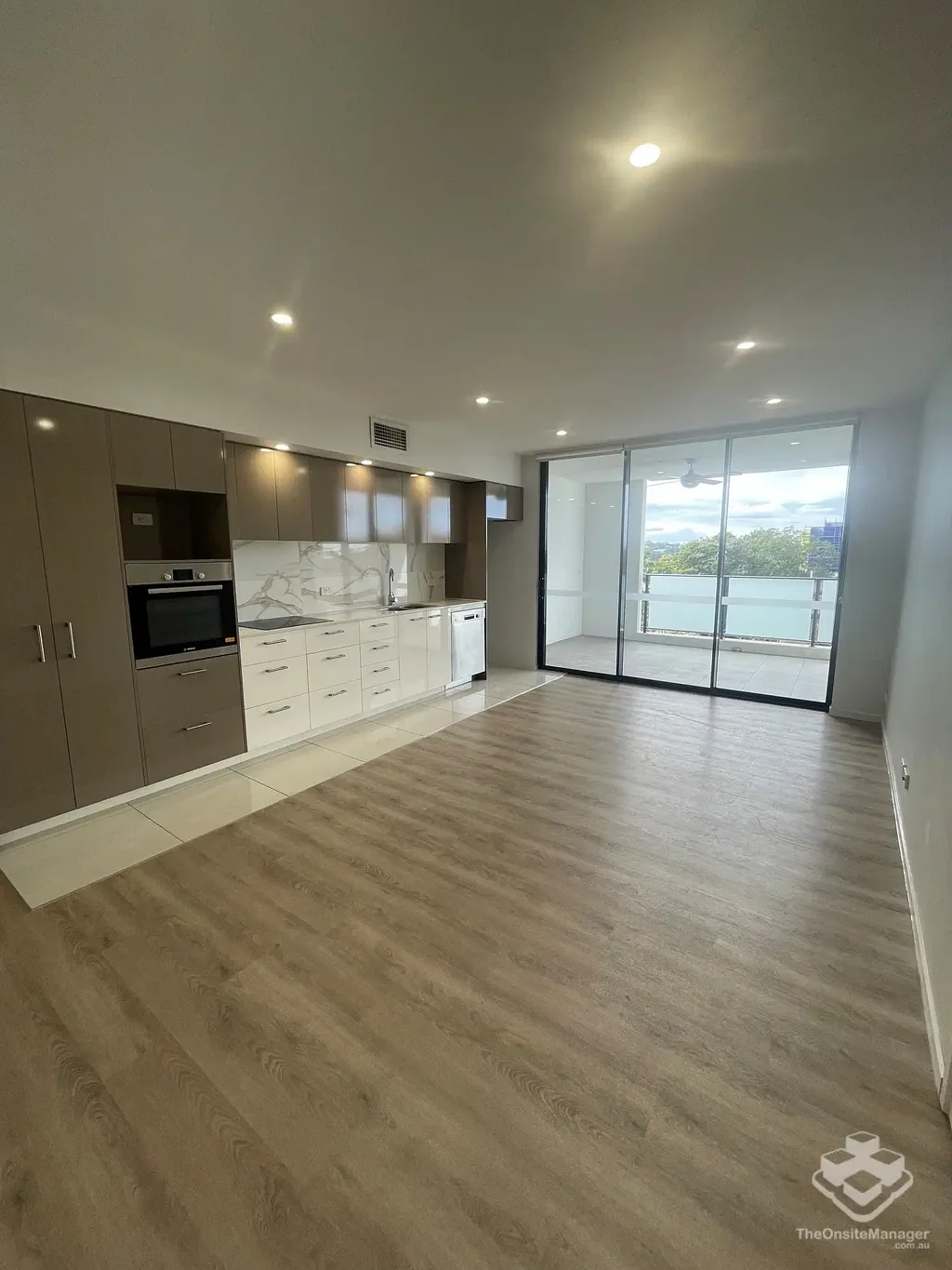 Modern 1 Bedroom Apartment - Unfurnished Electricity, Water & Internet included