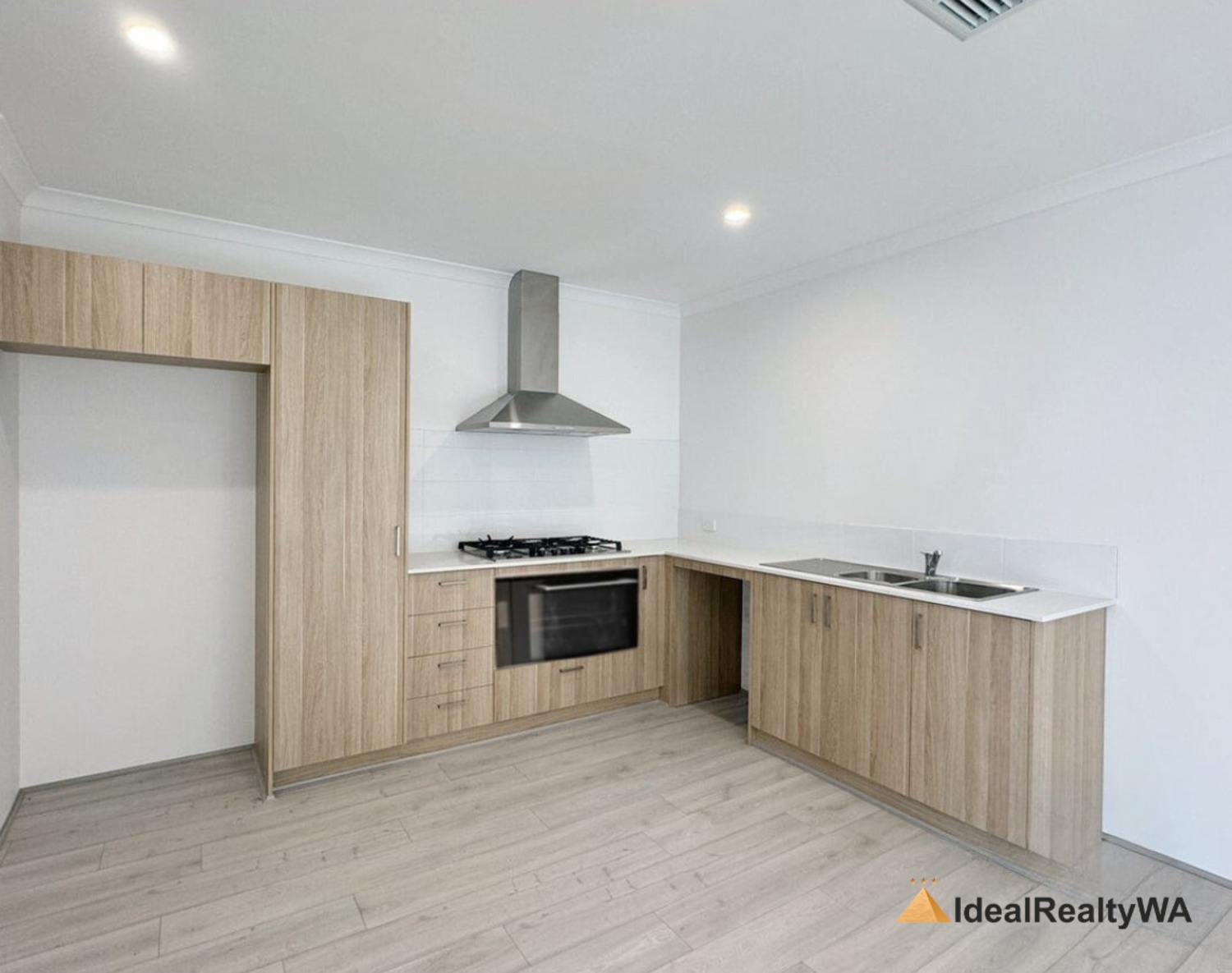 UNIT 1 29 LENA ST, BECKENHAM WA 6107, 0房, 0浴, House