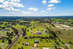 49 Cobb & Co Road, West Pinjarra