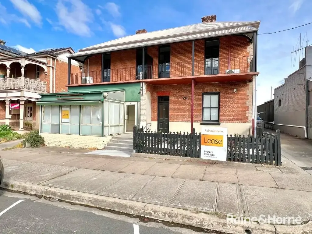 Beautifully Restored 1 Bedroom Unit In the CBD - Available 20.7.2026