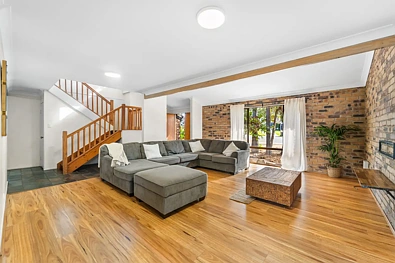 9 Saint Denis Court, Petrie, QLD 4502, 4 phòng ngủ, 3 phòng tắm, House