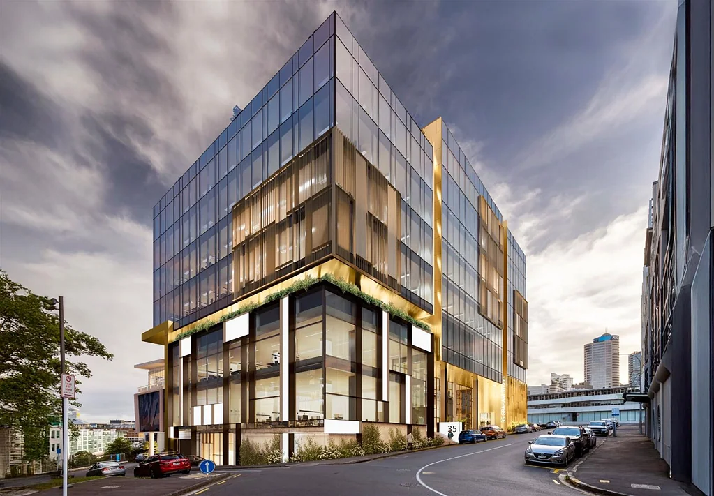 Auckland Central Combine Work and Play at 35 Graham Street!