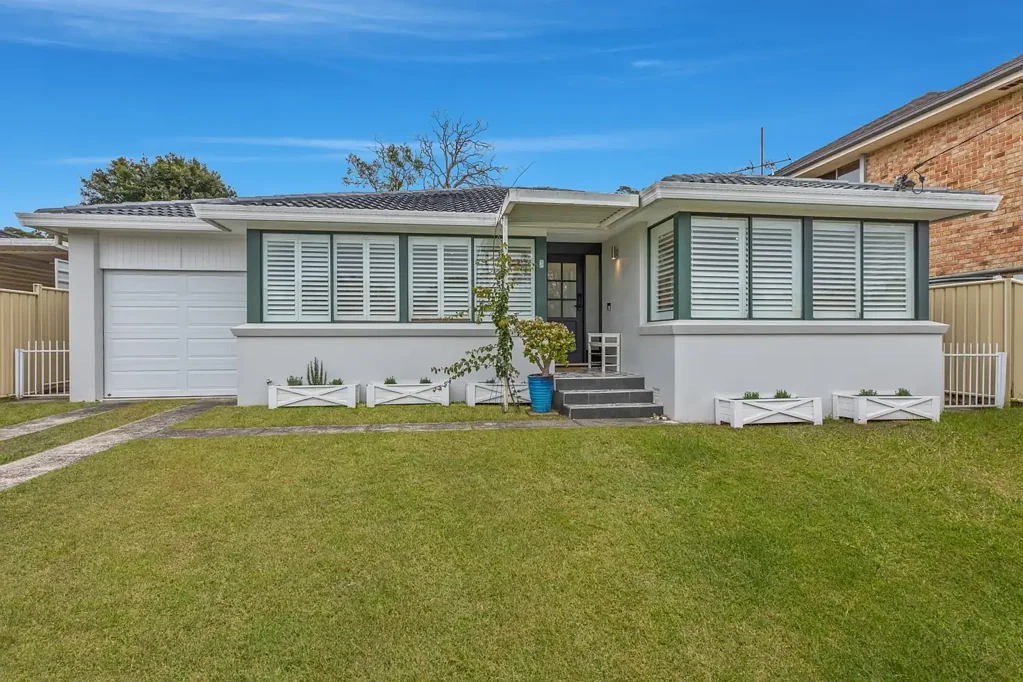 3 Glenn Street, Umina Beach, NSW 2257