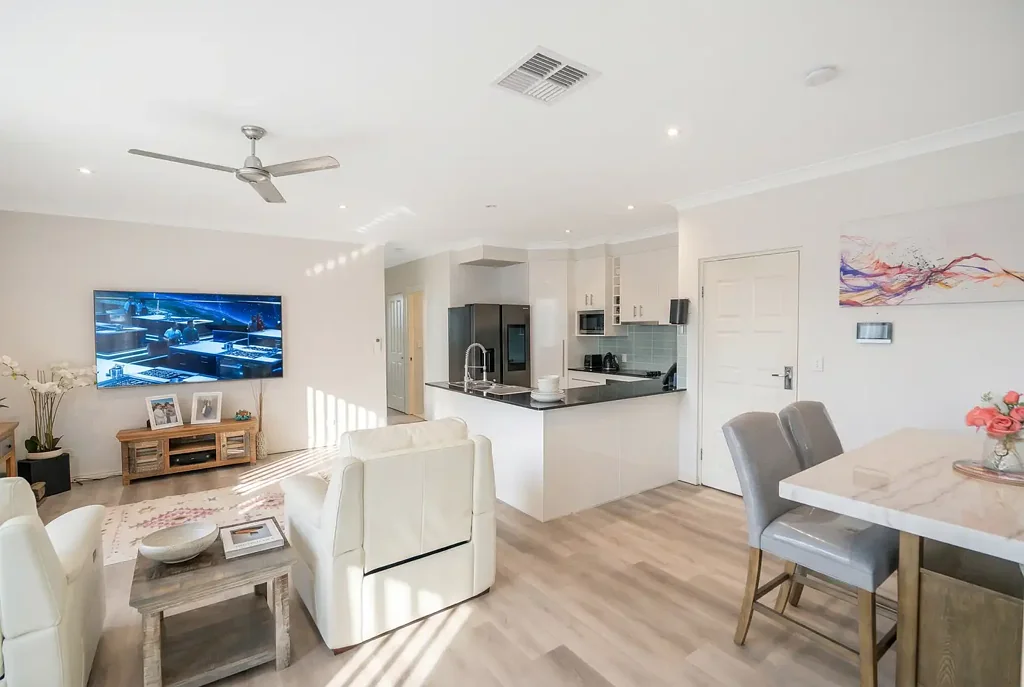Bongaree 2غرفة نوم Walk to the waterfront from this spacious boutique apartment