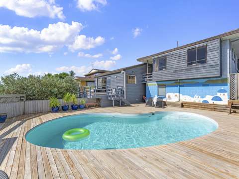 37 Pigeon Mountain Road, Half Moon Bay, Manukau City, Auckland