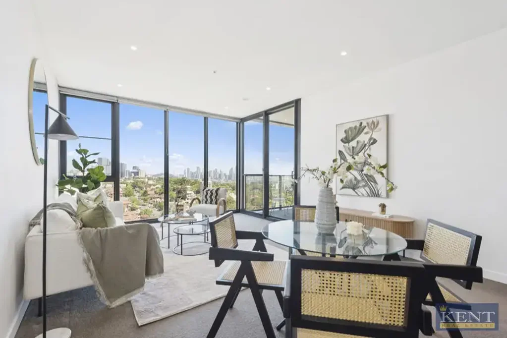 Spacious Luxury 2-Bedroom | Harbour Bridge Views | Mirvac Building