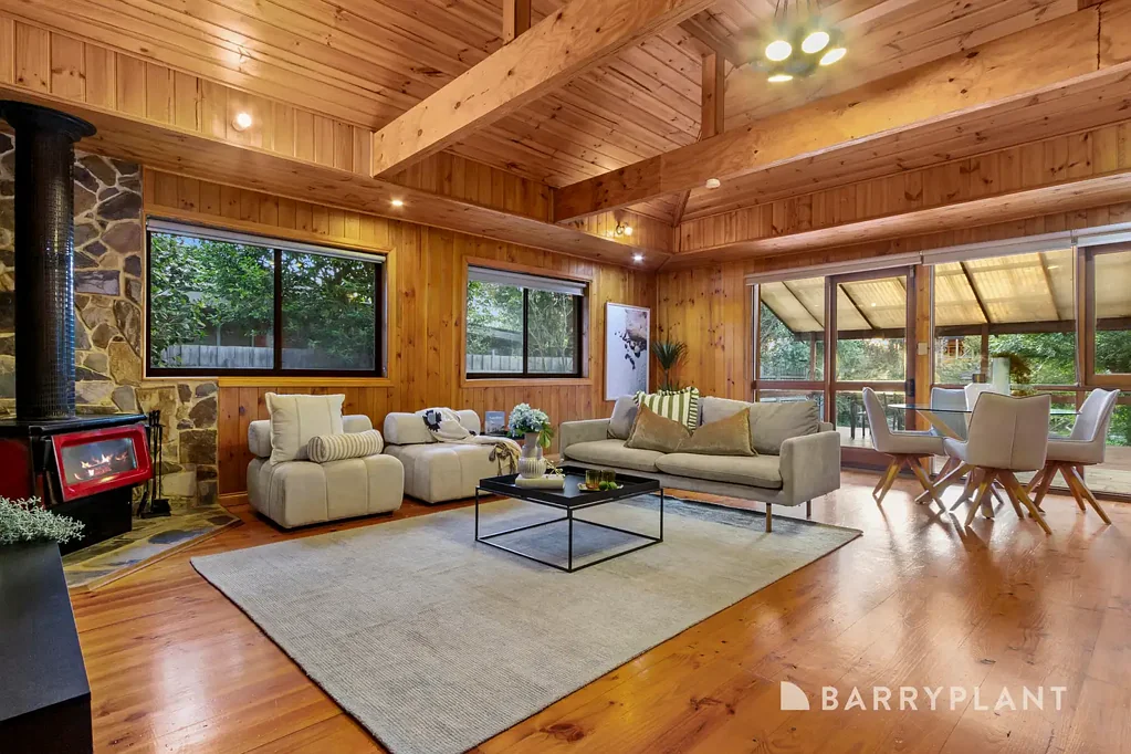 Knoxfield 3ਬੈੱਡਰੂਮ Natural finishes, family-friendly design.