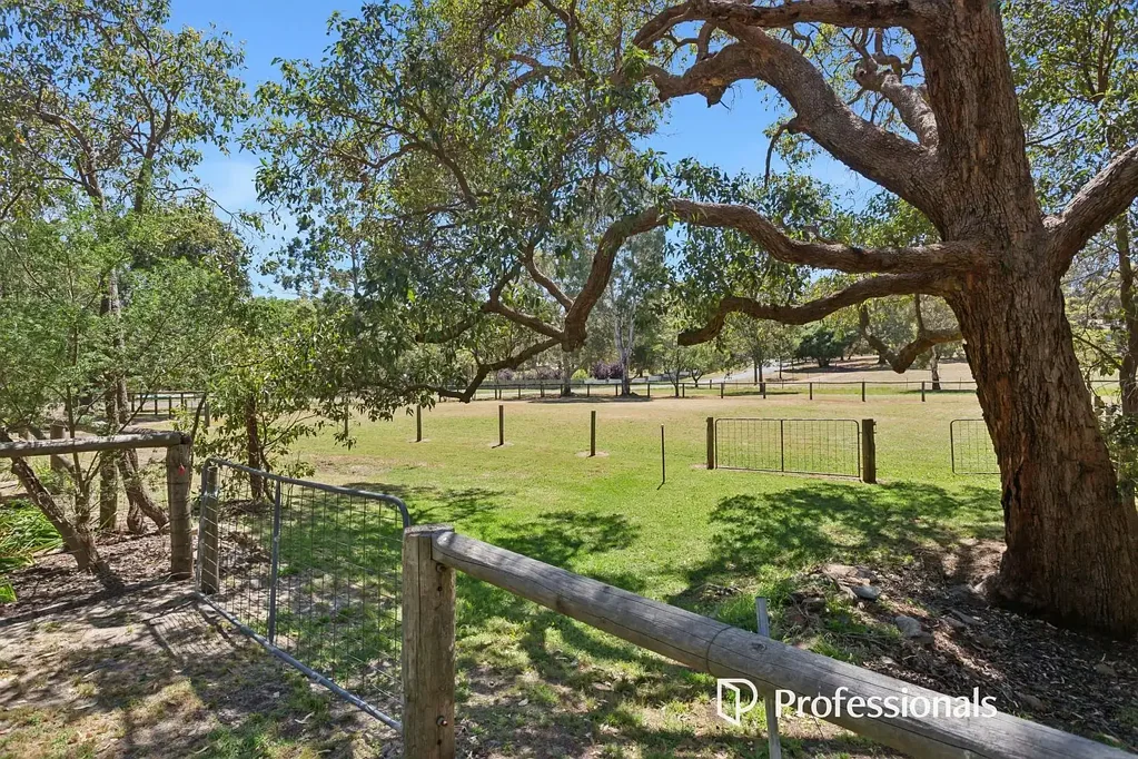 Gooseberry Hill 3ห้องนอน Equestrian Property in John Farrant Estate!!