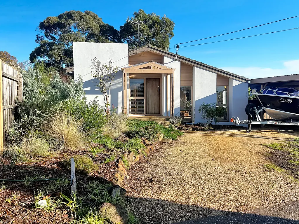 Charming Home in Grovedale - Space, Comfort & Convenience
