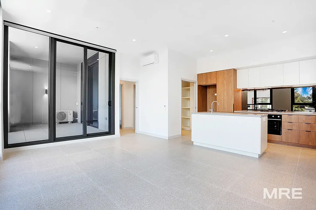 Two story luxury town home at Montague Square