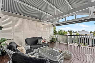 76 Milsom Street, Coorparoo, QLD 4151, 5 slaapkamers, 3 badkamers, House