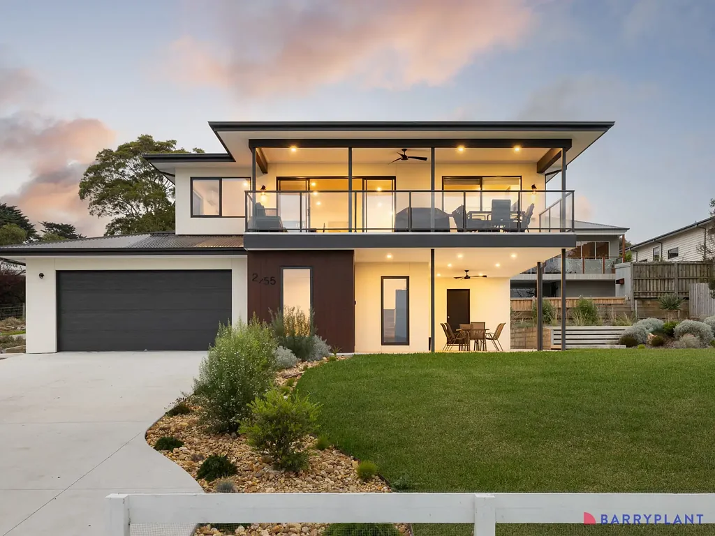 Rhyll 5 Slaapkamer Water Views, Space & Flexibility!
