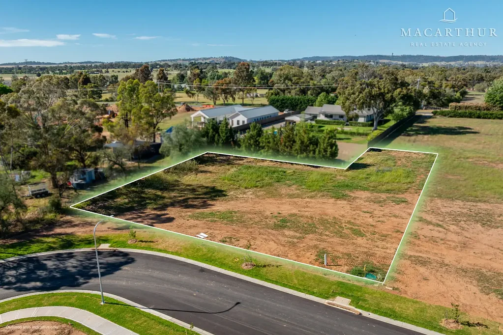 Lake Albert Premium, North-facing and 1,754m2 of building possibilities