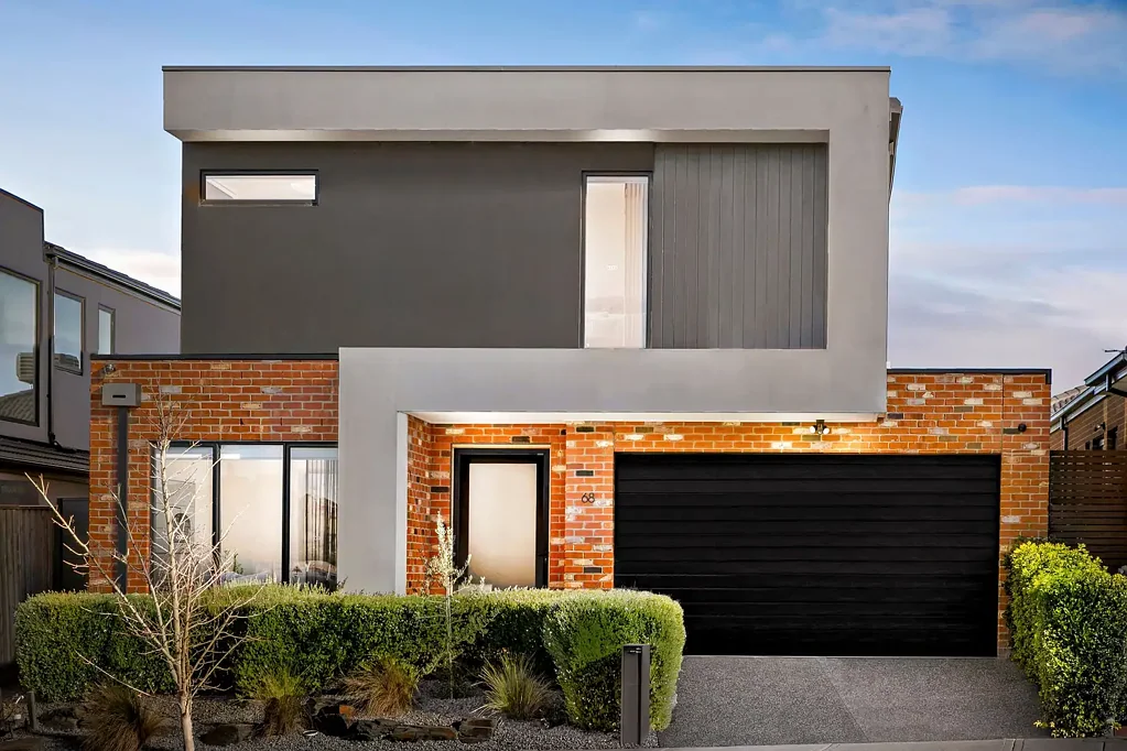 Greenvale 4 Bedroom Experience exceptional luxury and modern design!