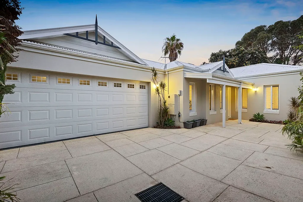 18B Fermaner Street, Karrinyup, WA 6018