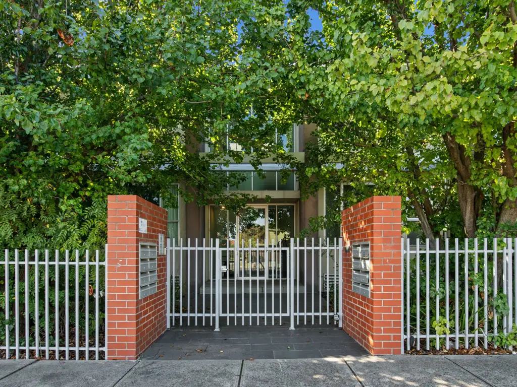Springvale 1Kwarto Superbly Located Right in The Heart of Springvale
