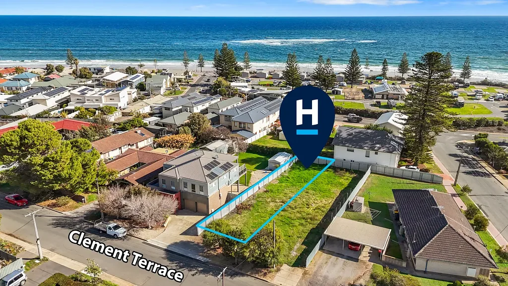 Christies Beach Under Contract by Jayne Baily