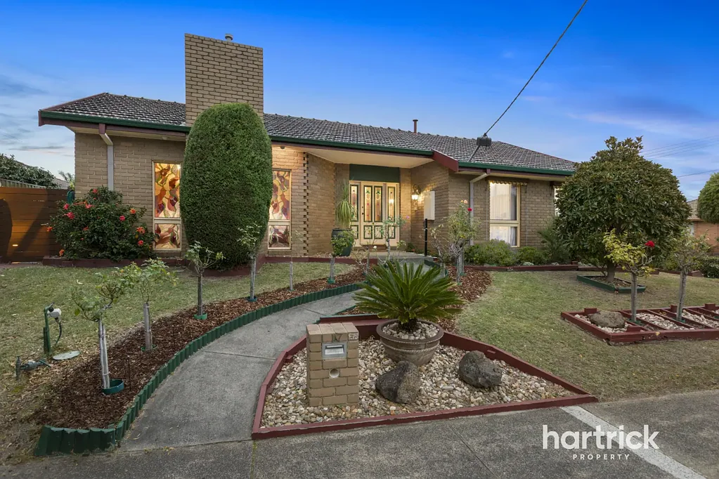 Dingley Village 4 Bedroom Family Gem ready for its Next Chapter