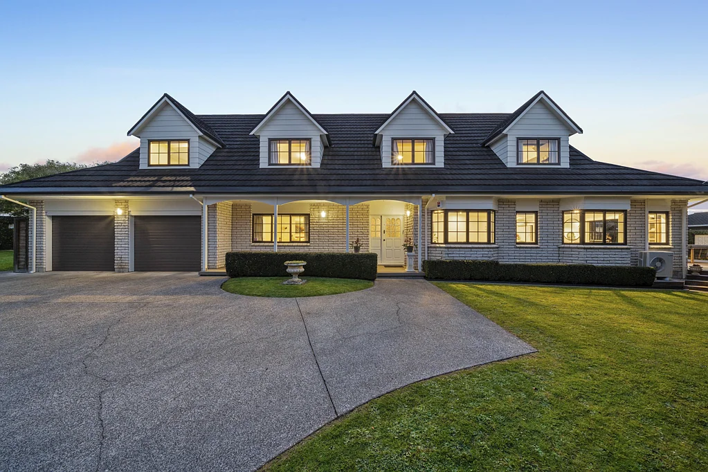 Pukekohe 6ਬੈੱਡਰੂਮ Private family oasis