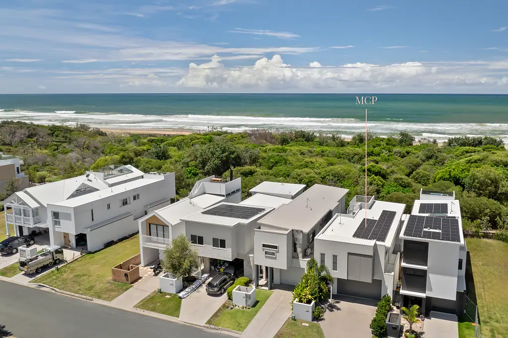Marcoola 4ਬੈੱਡਰੂਮ Coastal Luxury Awaits - Your Dream Beachside Escape!