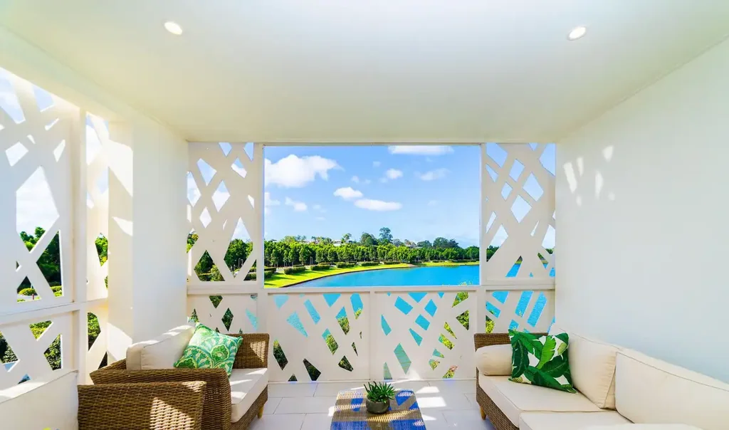 North Facing Lakefront Luxury - Fully Furnished
