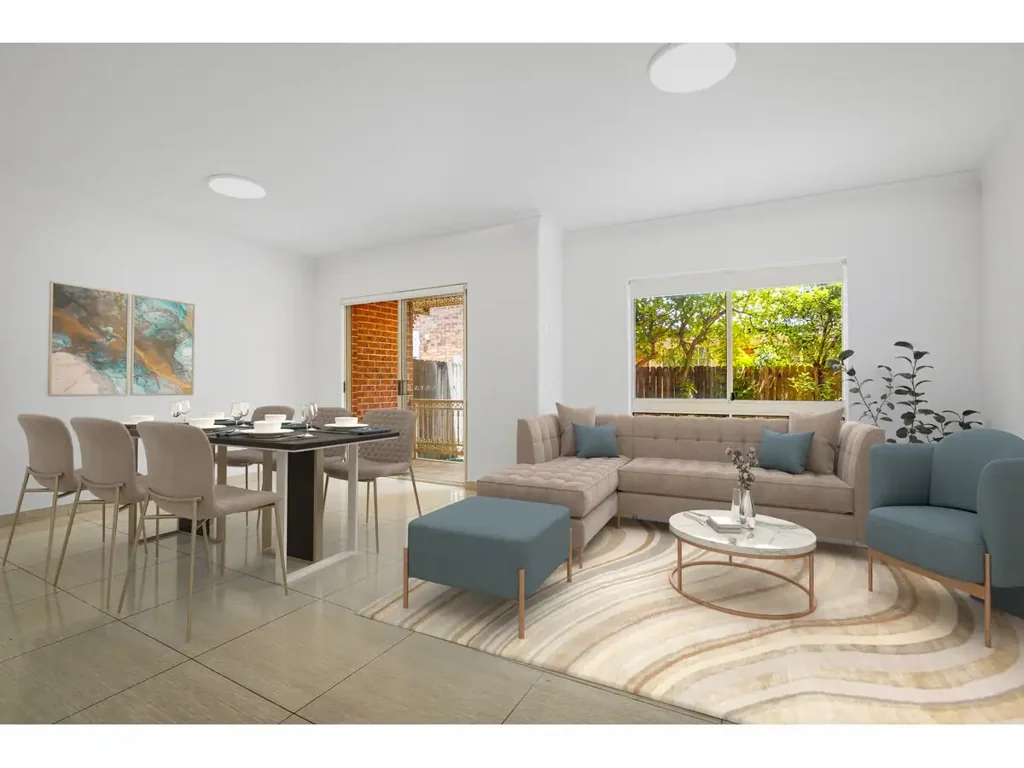 Strathfield South 3Habitaciones Freshly Updated Three-Bedroom Townhouse With Double Garage & Sun-Filled Interiors