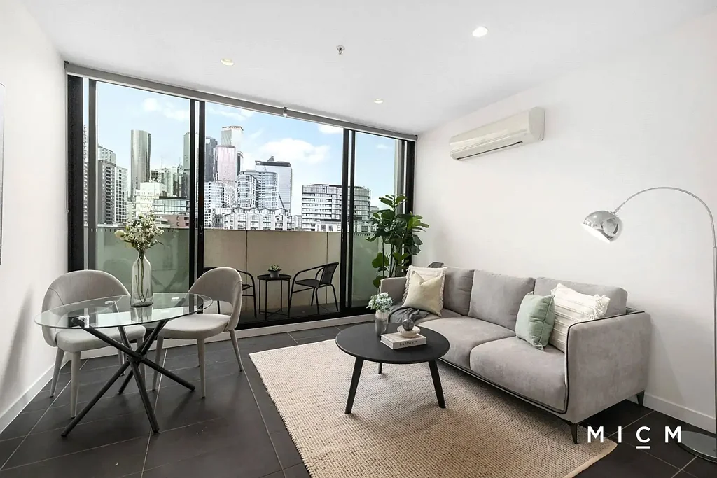 Inner-City Perfection with Stunning Views