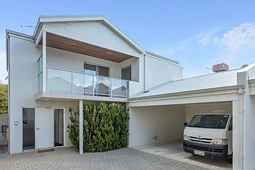 6/3 Cato Street, Glendalough