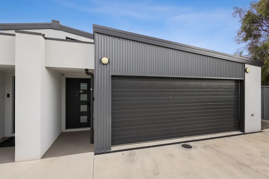 2/447 Napier Street, White Hills, VIC 3550
