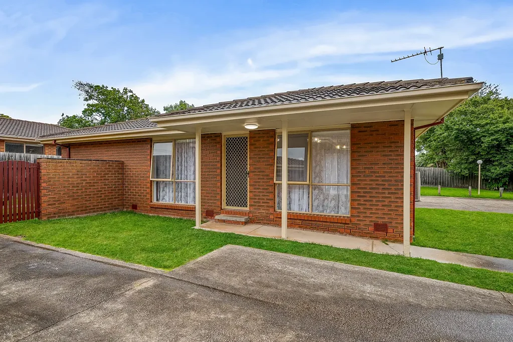 Dromana 2ਬੈੱਡਰੂਮ Charming Coastal Retreat in the Heart of Dromana