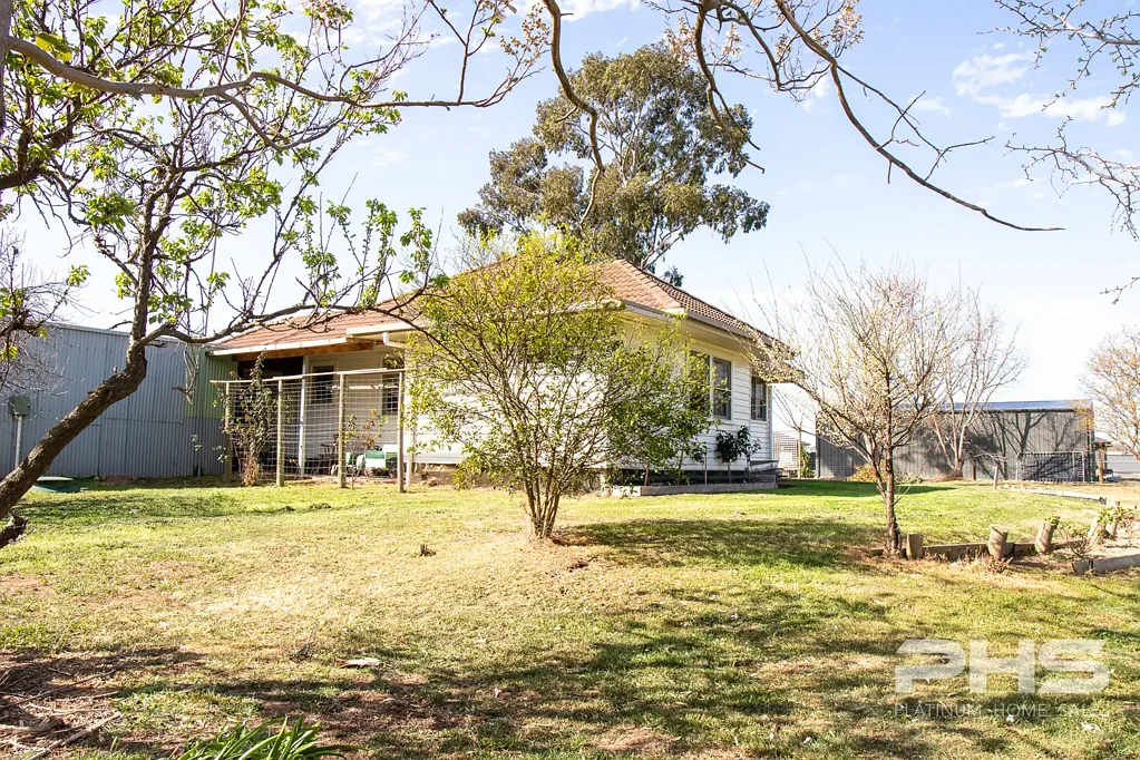 Kerang 3房  MOTIVATED SELLER - GENUINE OFFERS CONSIDERED