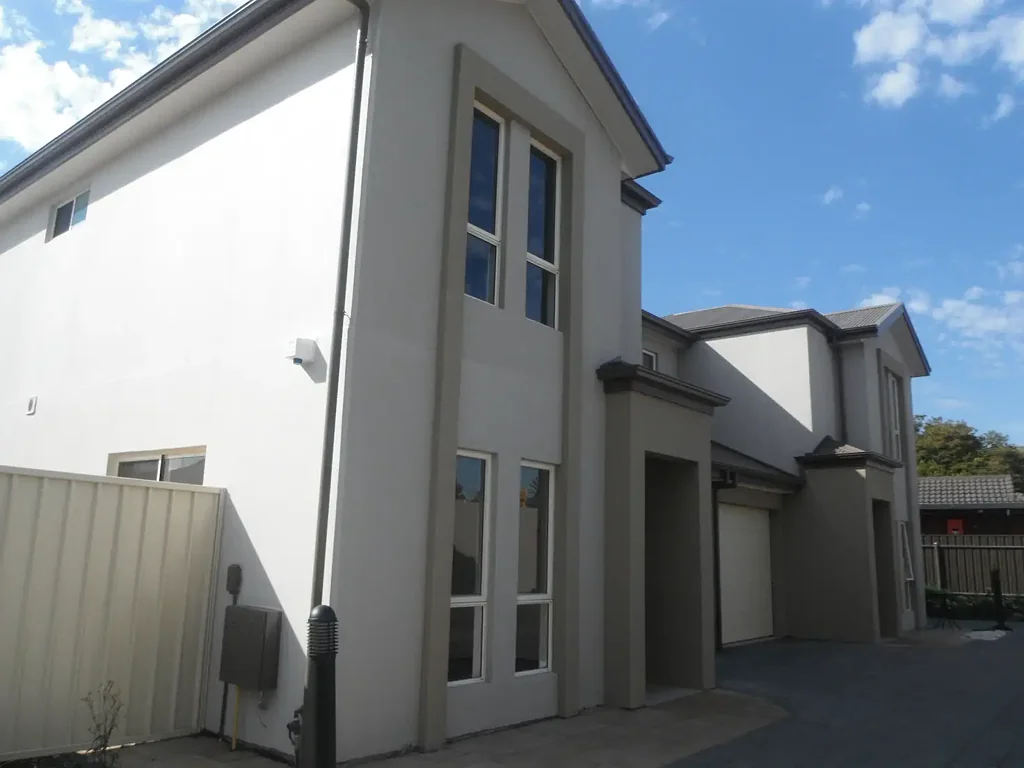 3 BEDROOM PROPERTY IN PRIME LOCATION
